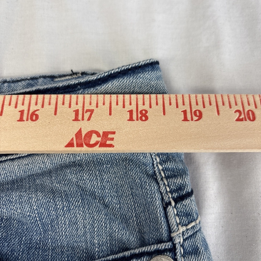 Style & Co Capris Womens Sz 16 Blue Denim w/ Rhinestones & Embroidery On Pockets - Picture 12 of 16